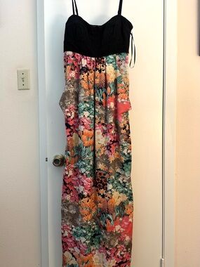 MM Couture Black-Bodice Floral Maxi Dress